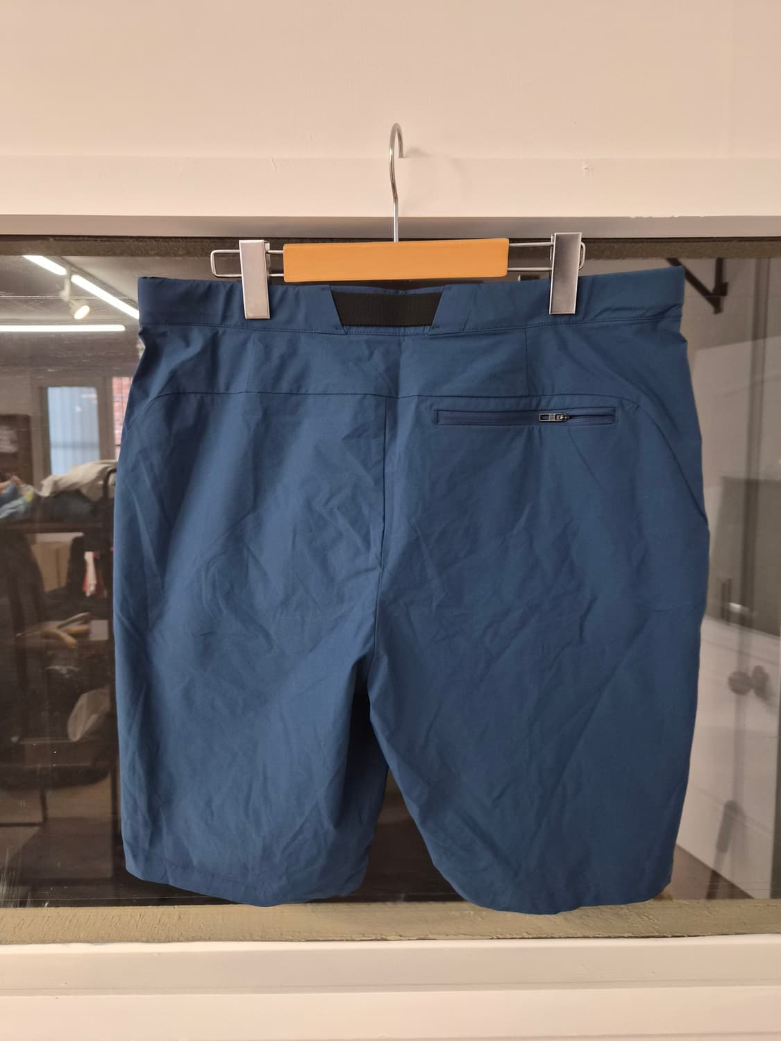 36) 코오롱 스포츠 기능성 반바지 팝니다 상품이미지2