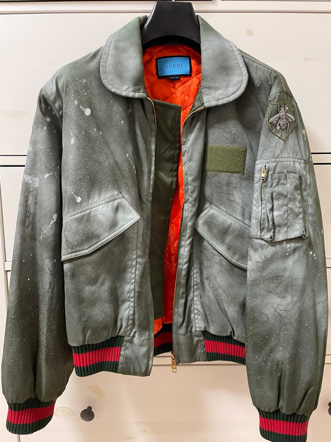 구찌 핸드프린팅 고스트 봄버 상품이미지1