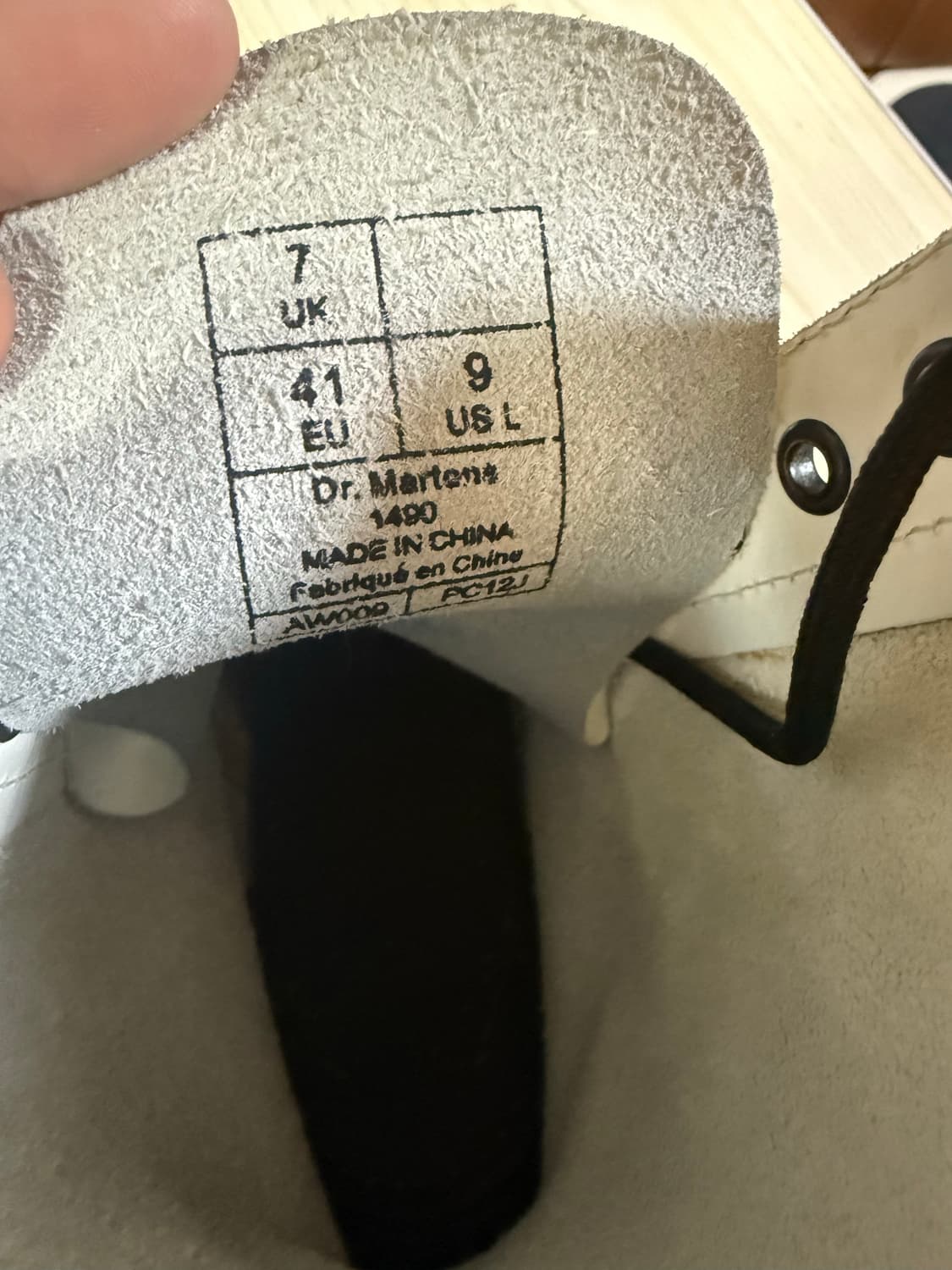 닥터마틴 10홀 화이트 260 상품이미지7