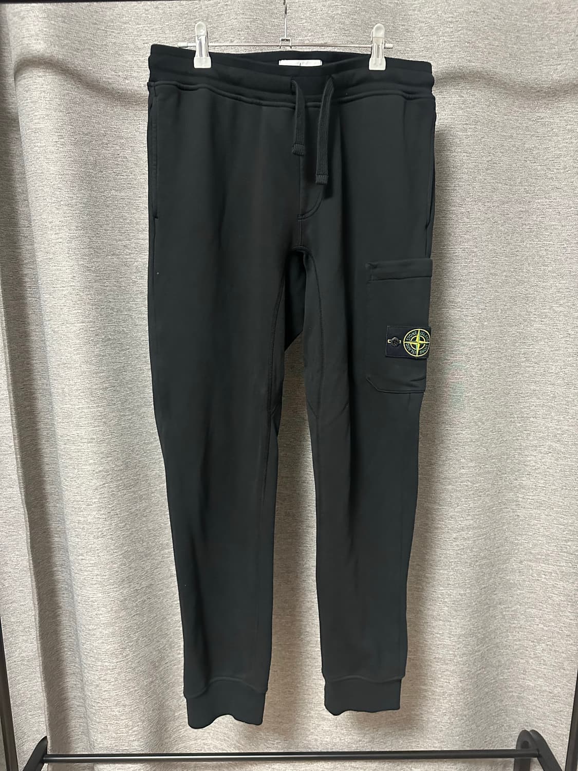 (L) 스톤아일랜드 카고 트레이닝 조거팬츠 블랙 상품이미지1
