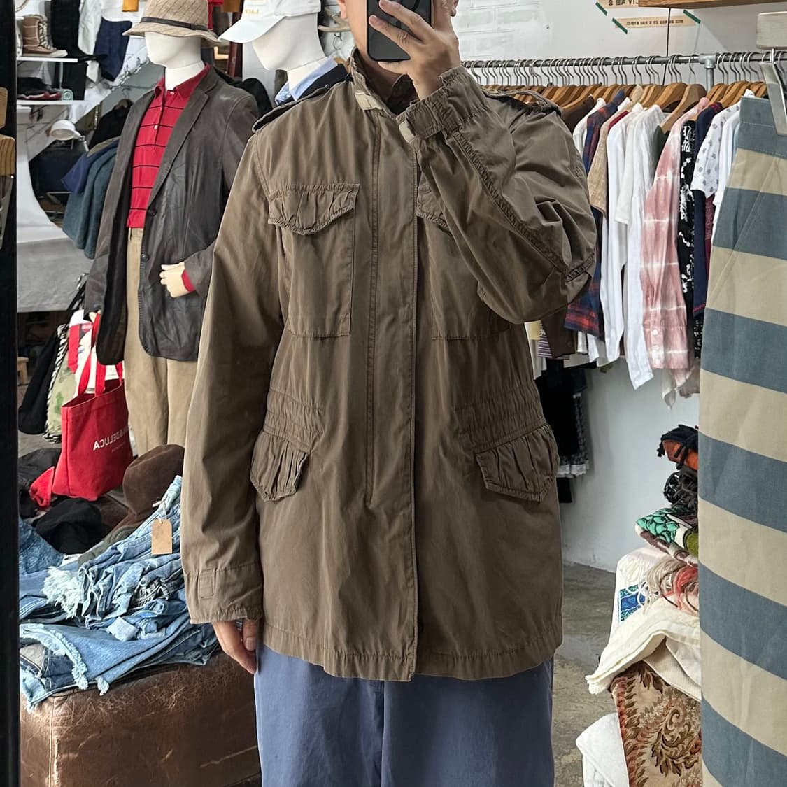 (착용컷) 알파 인더스트리 M-65 필드 자켓 (남성용 100) 상품이미지4