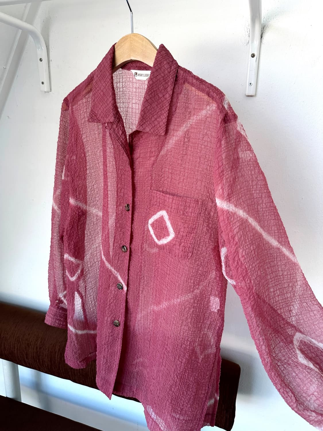 Sheer fabric volume design wide shirt 상품이미지5