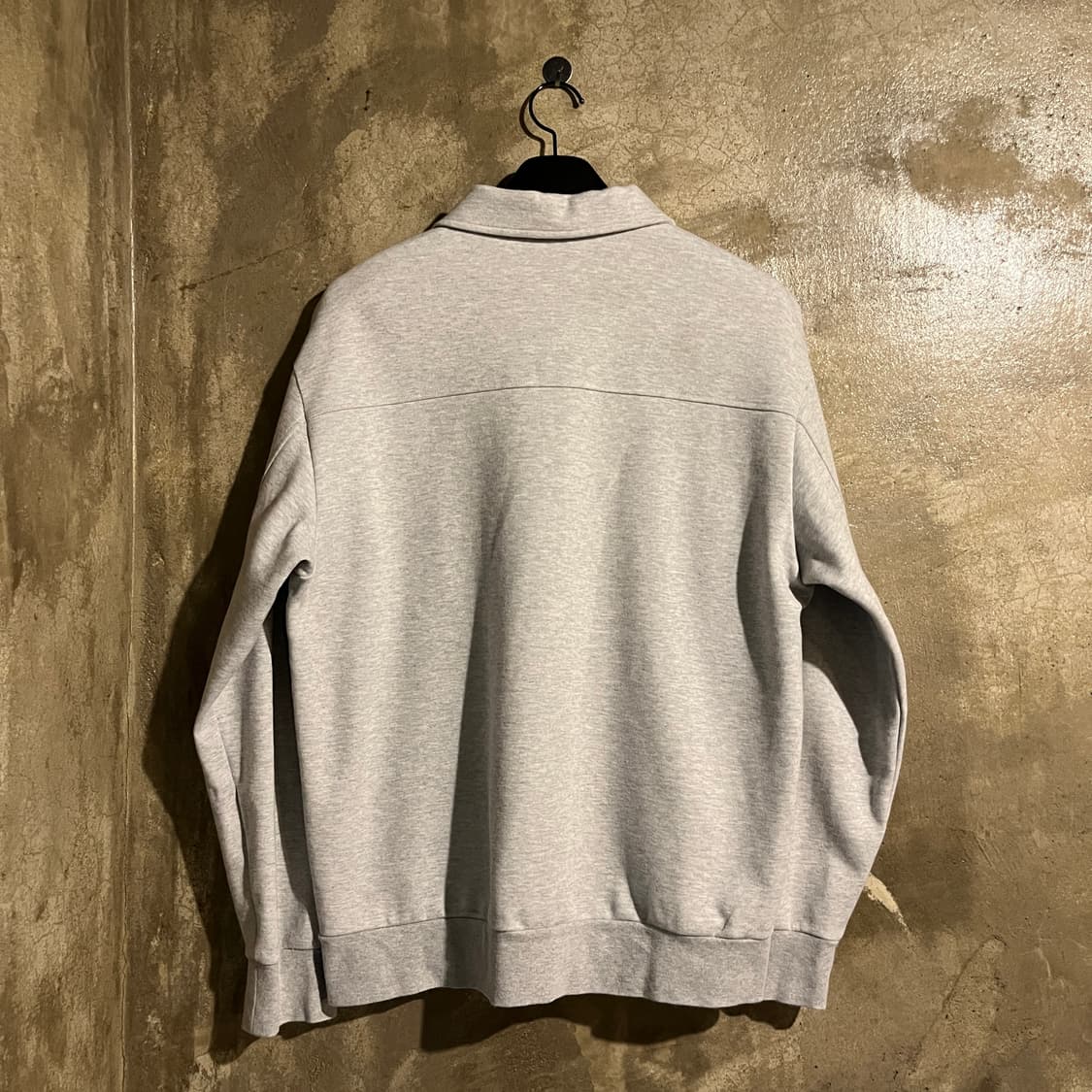 헤지스 반집업 맨투맨 상품이미지4