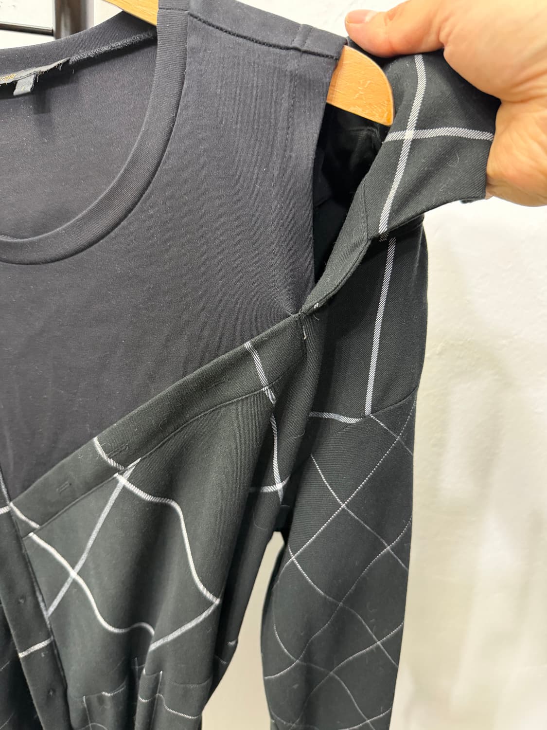 정품) 마쥬 블랙 체크 롱 셔츠형 절개 롱 원피스 1  상품이미지4