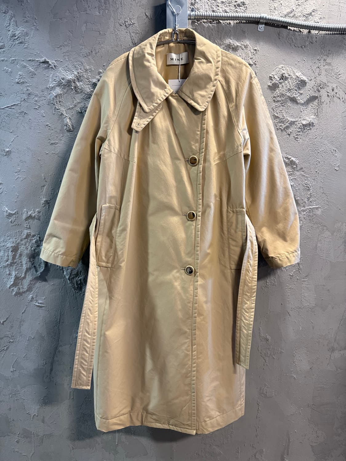 마인 MINE 벨티드 패딩 싱글 트렌치 코트 베이지 OT 상품이미지1