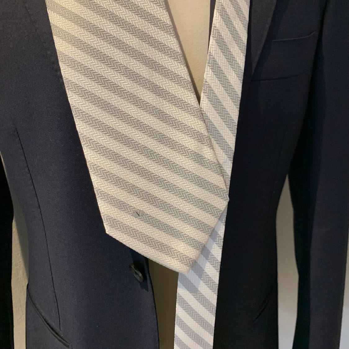 발렌티노 명품넥타이 스트라이프 화이트컬러 100실크 A+등급 상품이미지2