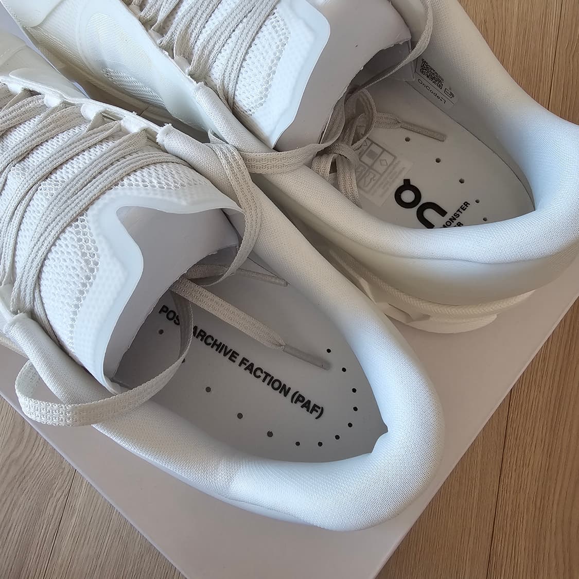 290 새제품) ON 온 러닝 X PAF 파프 클라우드 몬스터 하이퍼 상품이미지5