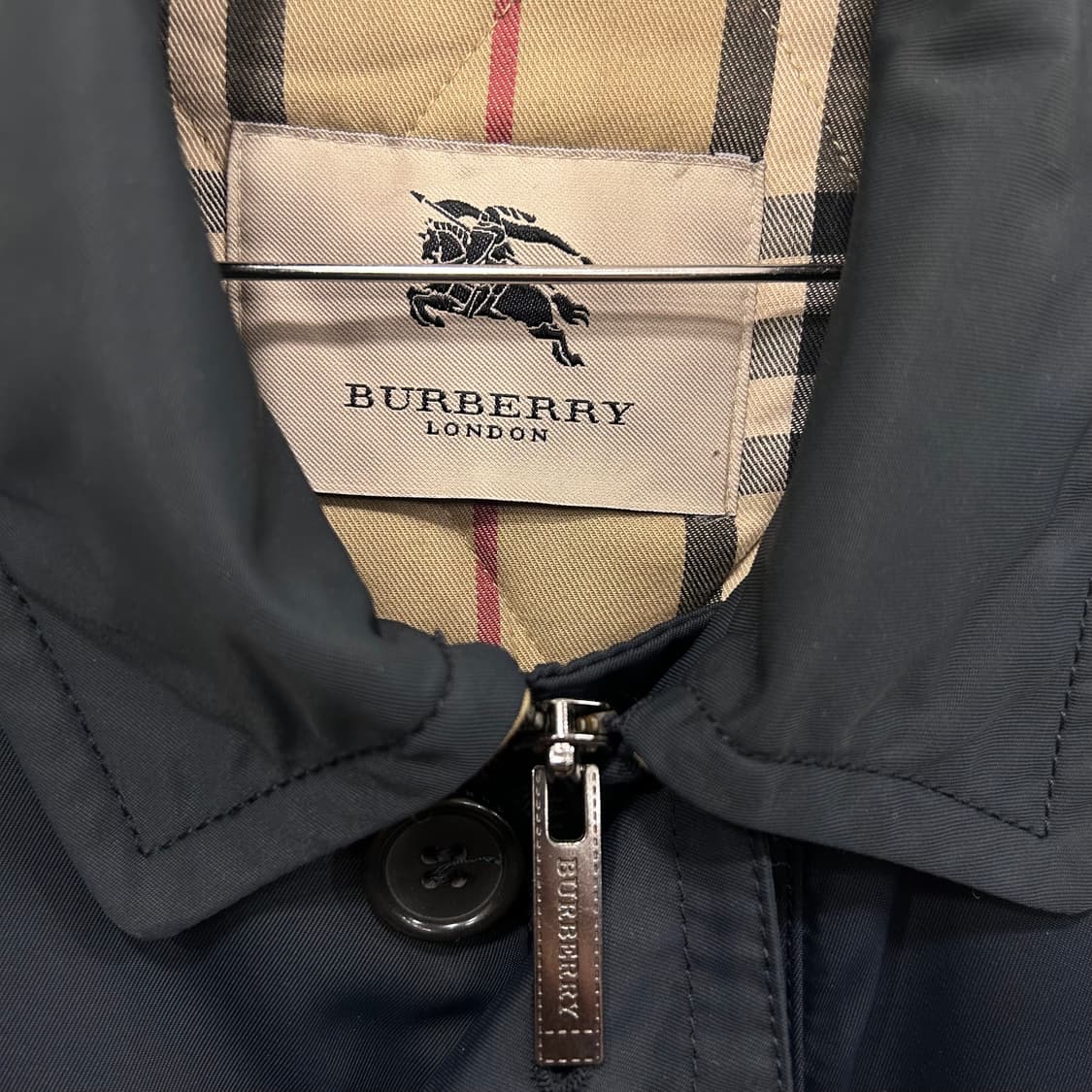 버버리 런던 이너 탈착 싱글 폴리 맥코트 상품이미지3