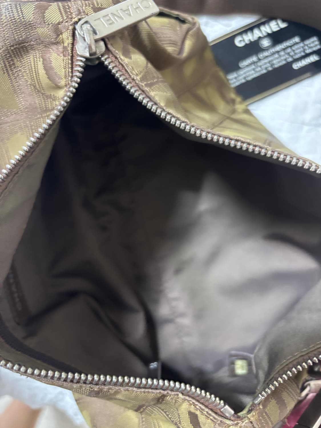 샤넬 트래블 바게트백 원통 숄더백 (정품) 소쟌가방 상품이미지4