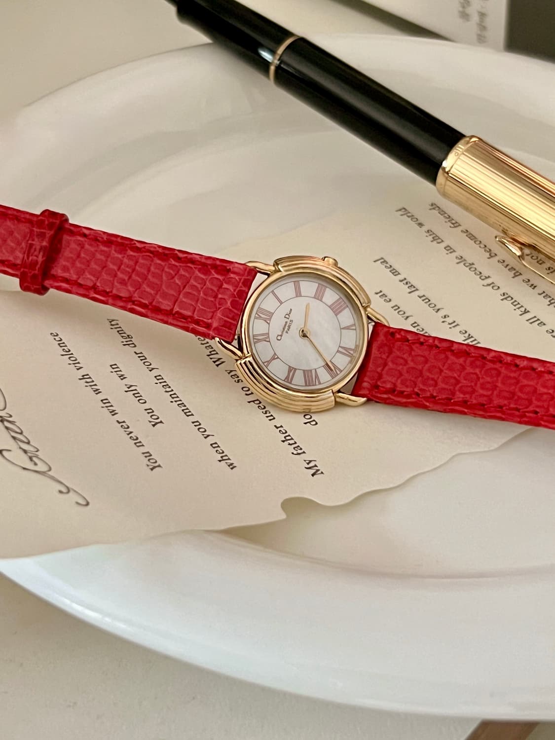 DIOR 골드 라운드 CD 버클  디올 시계 상품이미지2