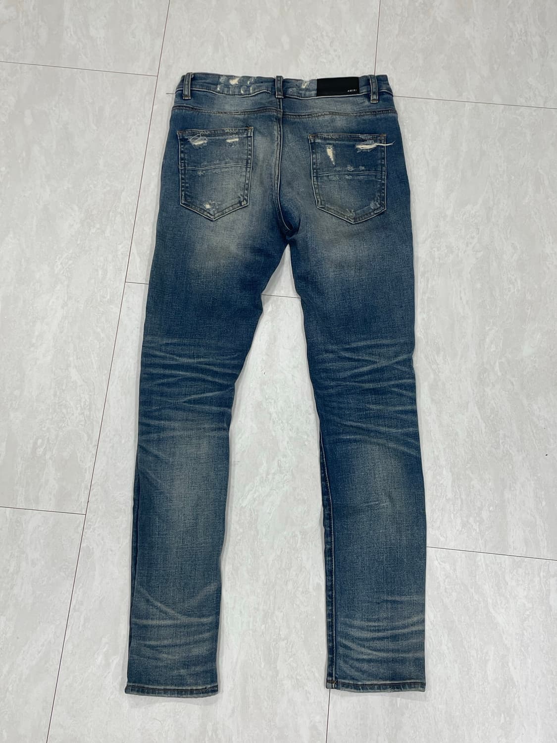 AMIRI 아미리 디스트레스드 진 상품이미지4