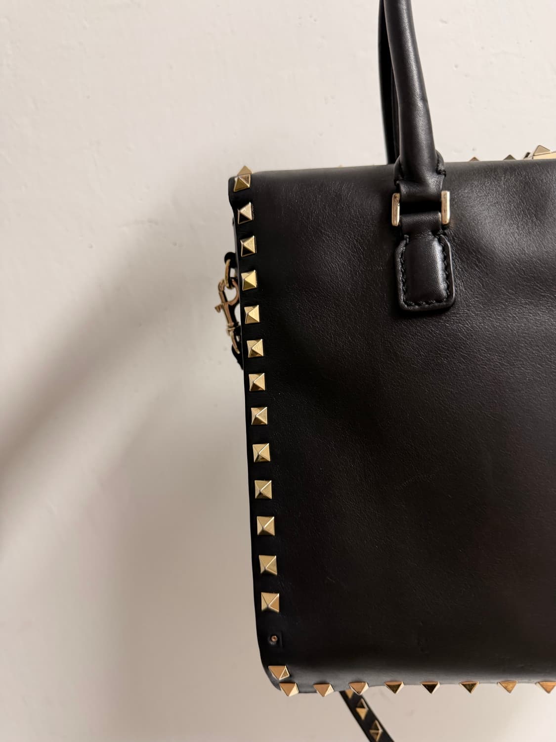 [정품] 발렌티노 가라비니 카프스킨 토트백 상품이미지8