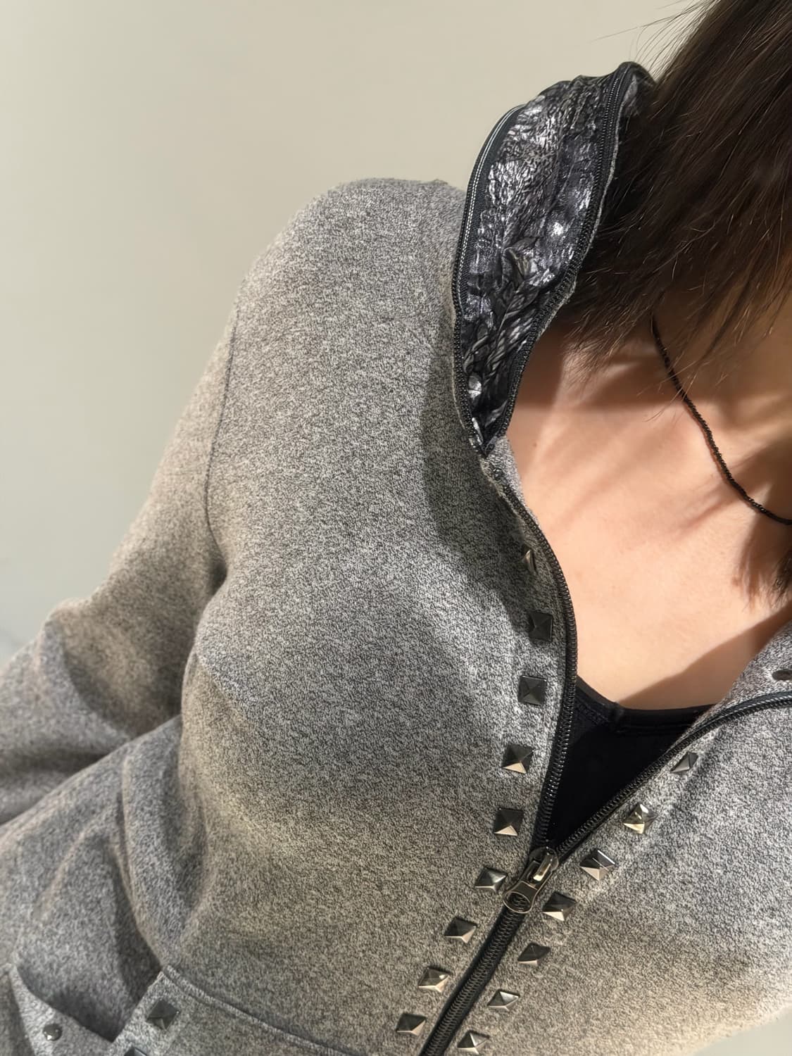 stud detail zipper hood zip-up 상품이미지5