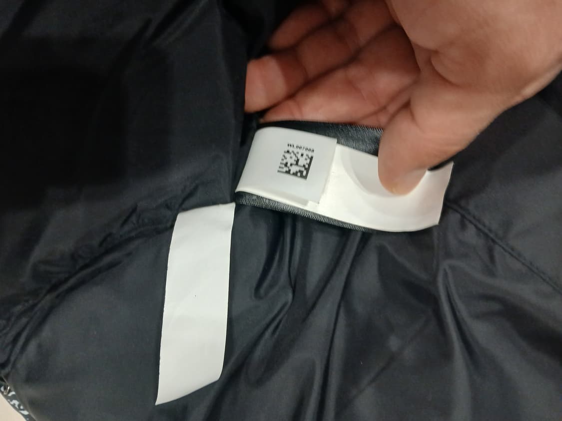 슈프림패딩 상품이미지4