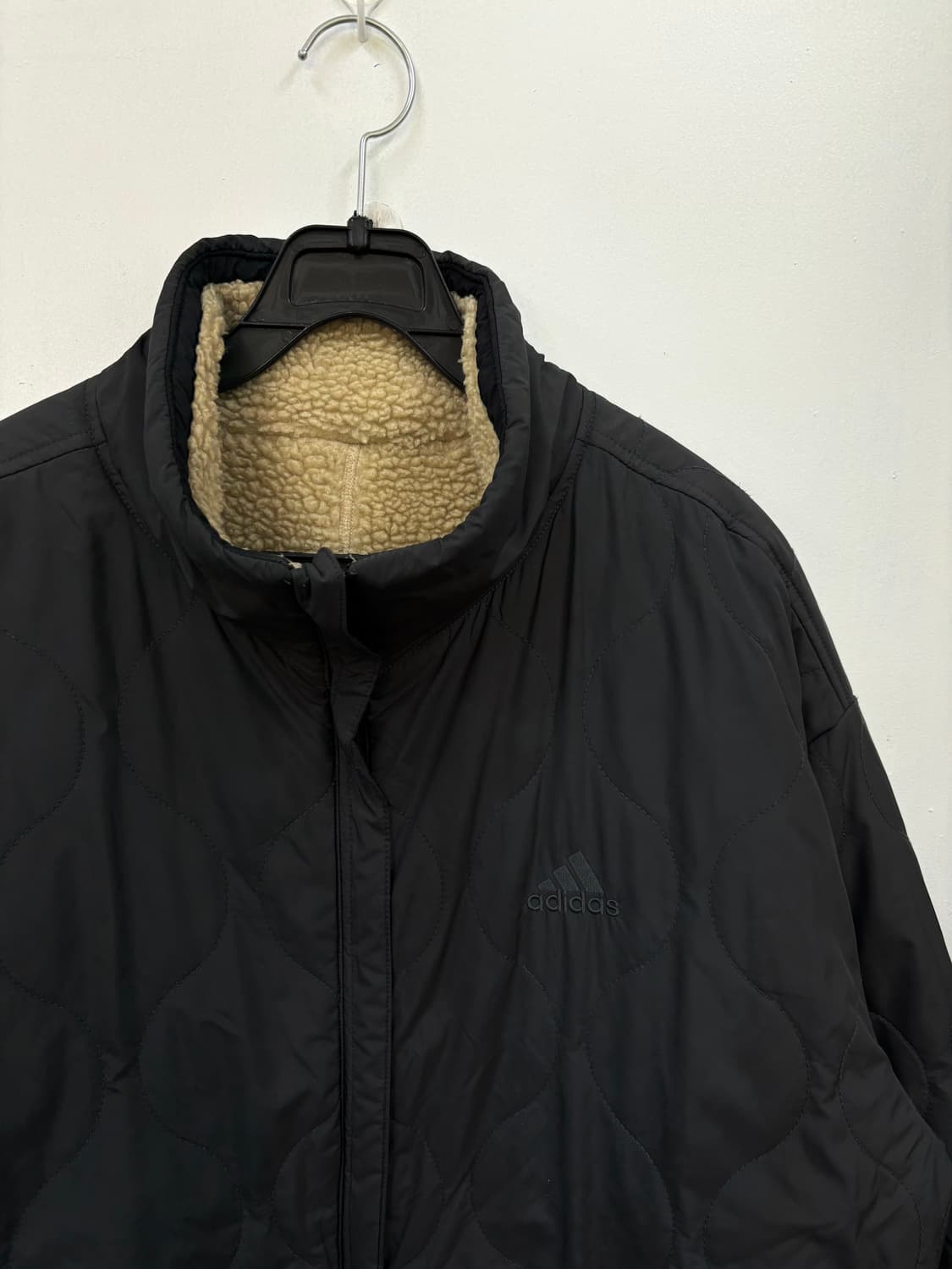 아디다스 리버시블 백로고 양털 누빔코트 상품이미지4