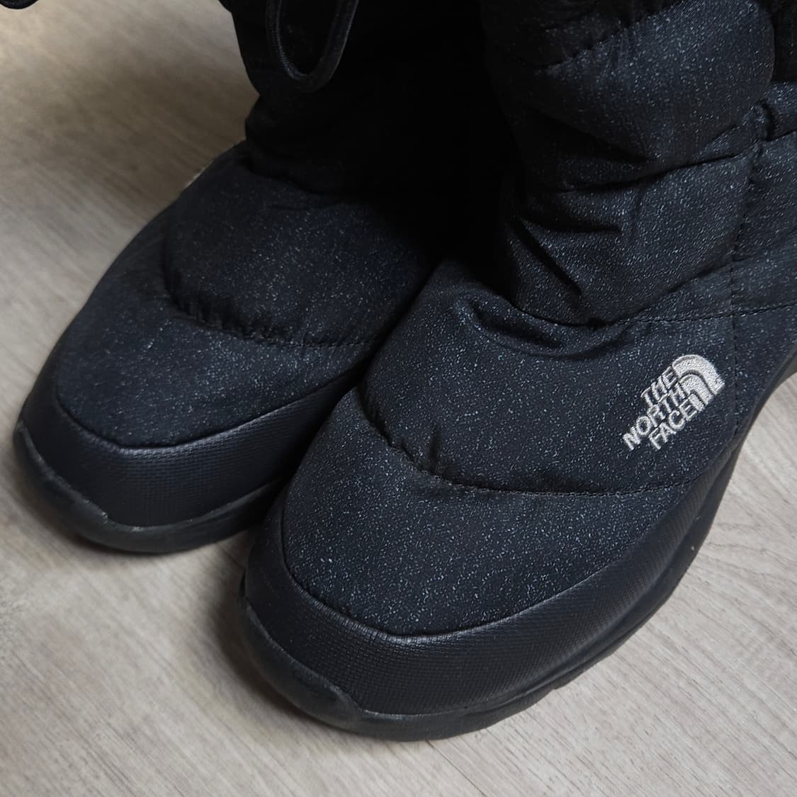 250 ) 노스페이스 여성 패딩 부츠 상품이미지3