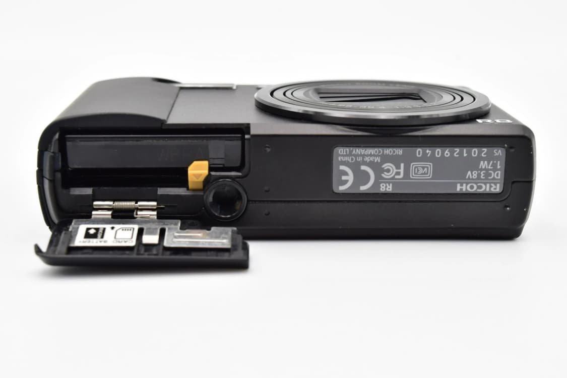장원영픽)RICOH R8 / 리코 R8 입고 상품이미지6