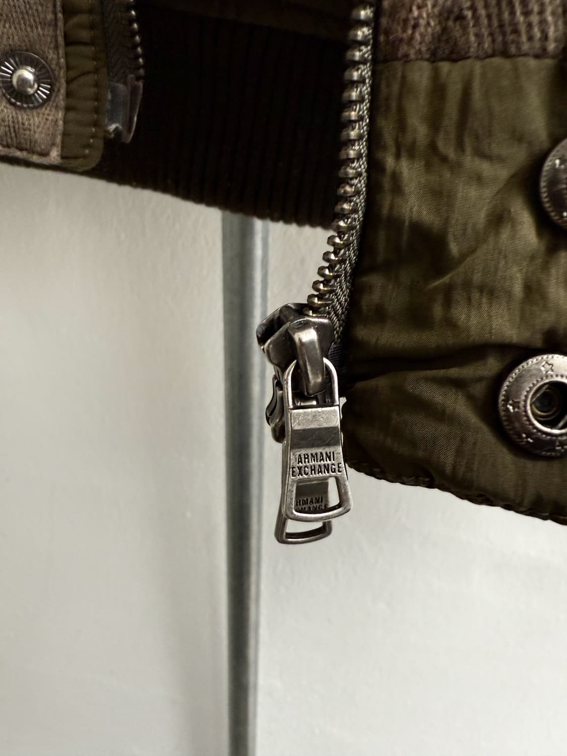 Armani Exchange Hooded Bomber Jacket 상품이미지10