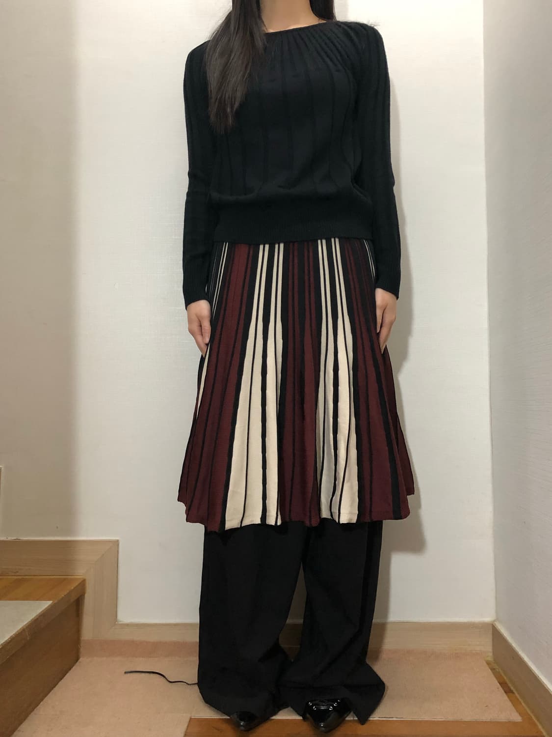 빈티지 블랙 미니멀 니트 상품이미지4