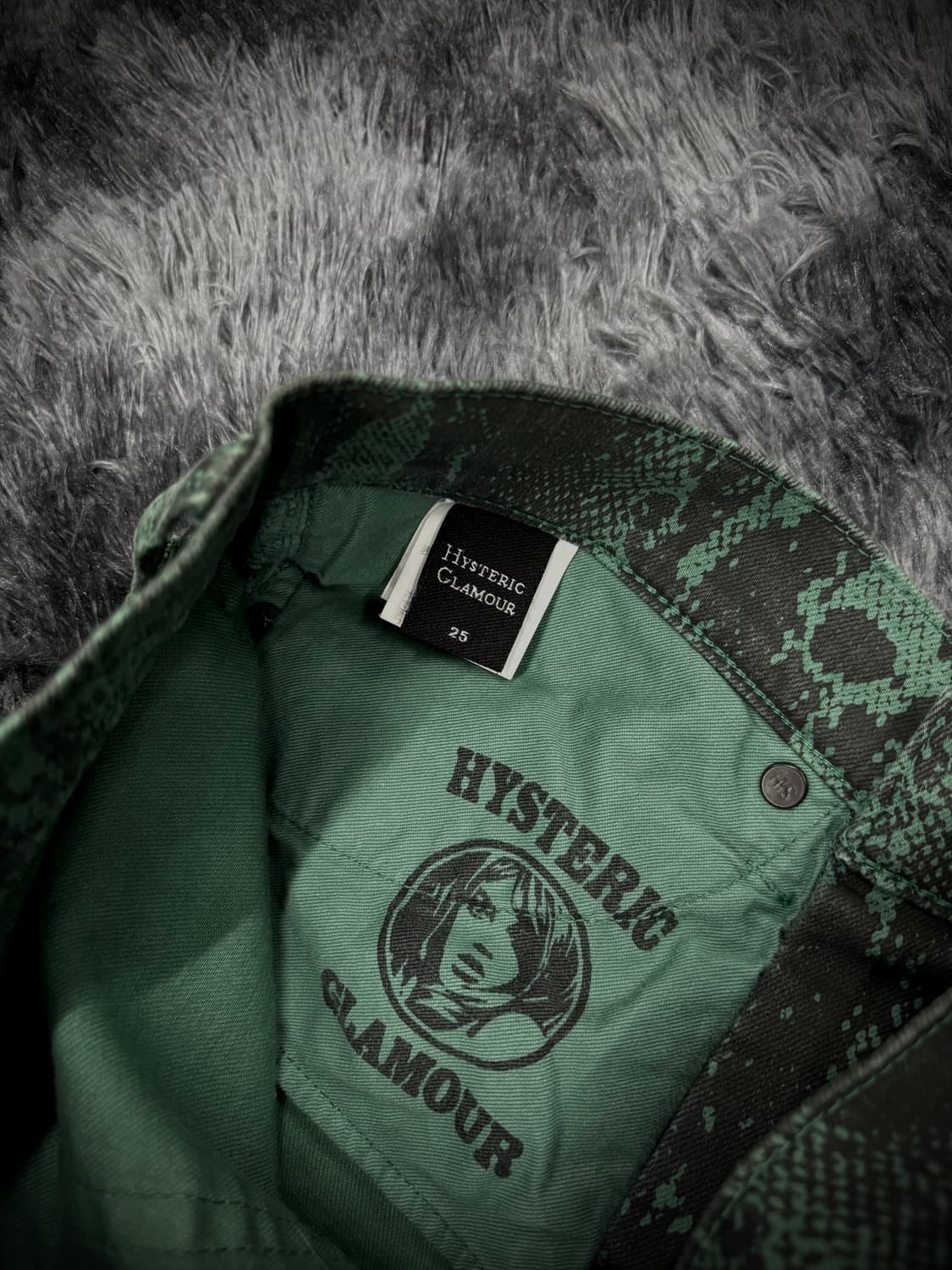 Hysteric Glamour 그린 스네이크 패턴 스컬 부츠컷 팬츠 상품이미지9