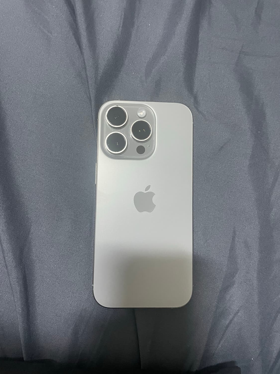 아이폰 16pro 128기가 성능90% 팝니다 상품이미지2