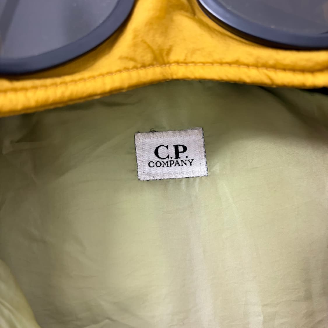 CP 컴퍼니 덕다운 나일론 패딩 조끼 상품이미지8