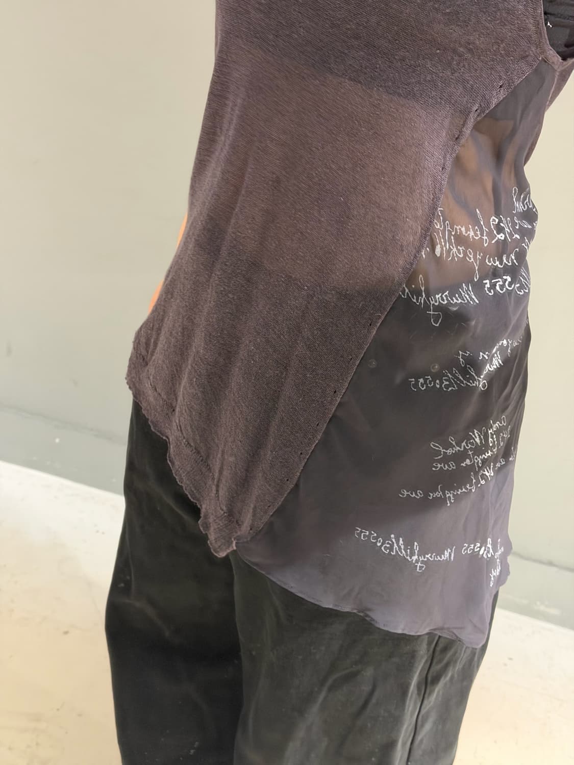unbalance shape sheer sleeveless 상품이미지4