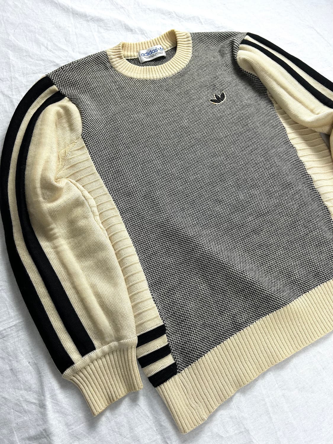 데상트 아디다스 니트 스웨터 상품이미지2
