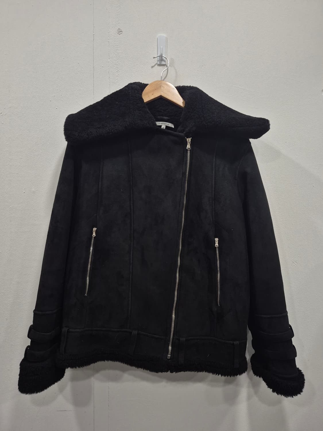 까르벵 무스탕 남성 90~95사이즈 상품이미지2