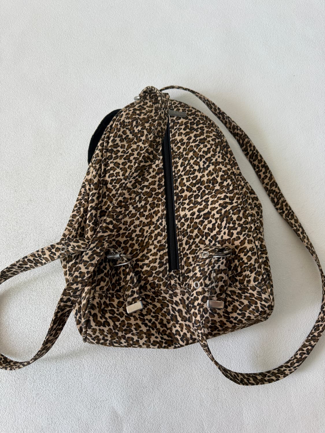 케이트스페이드(kate spade) 레오파드 슬링 백팩 상품이미지6