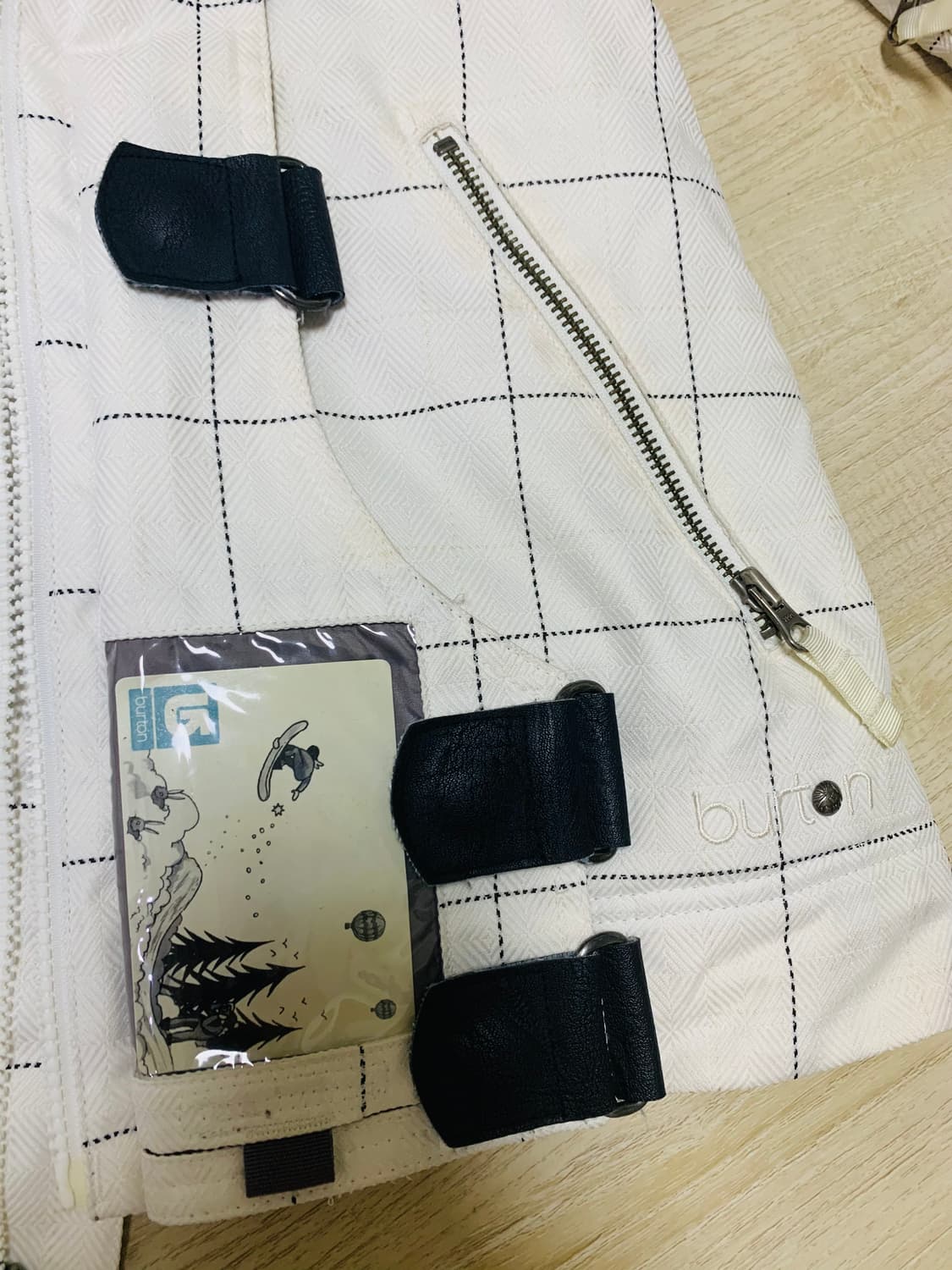 버튼(Burton) DRYRIDE 여성 스노우 자켓 / 미착용 상품이미지3