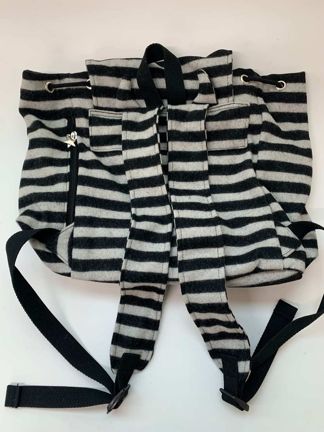 Devil Puff Backpack _ Black Stripe 상품이미지10