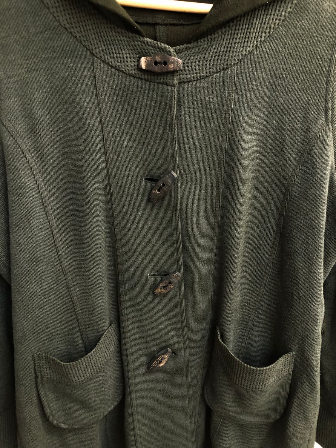 Toggle button lobe cardigan 상품이미지5