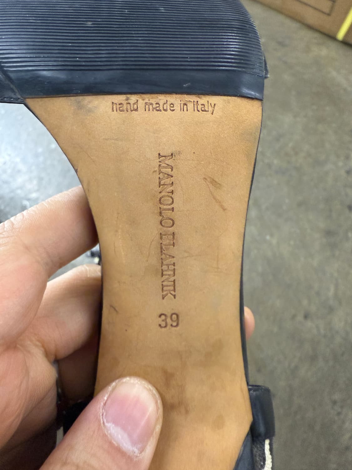 마놀로 블라닉 블랙 크리스탈 샌들 39 상품이미지6