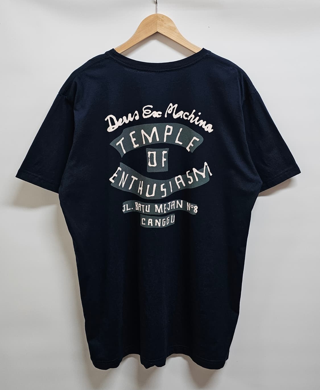 데우스 엑스 마키나 네이비 반팔 티셔츠 XL 상품이미지2