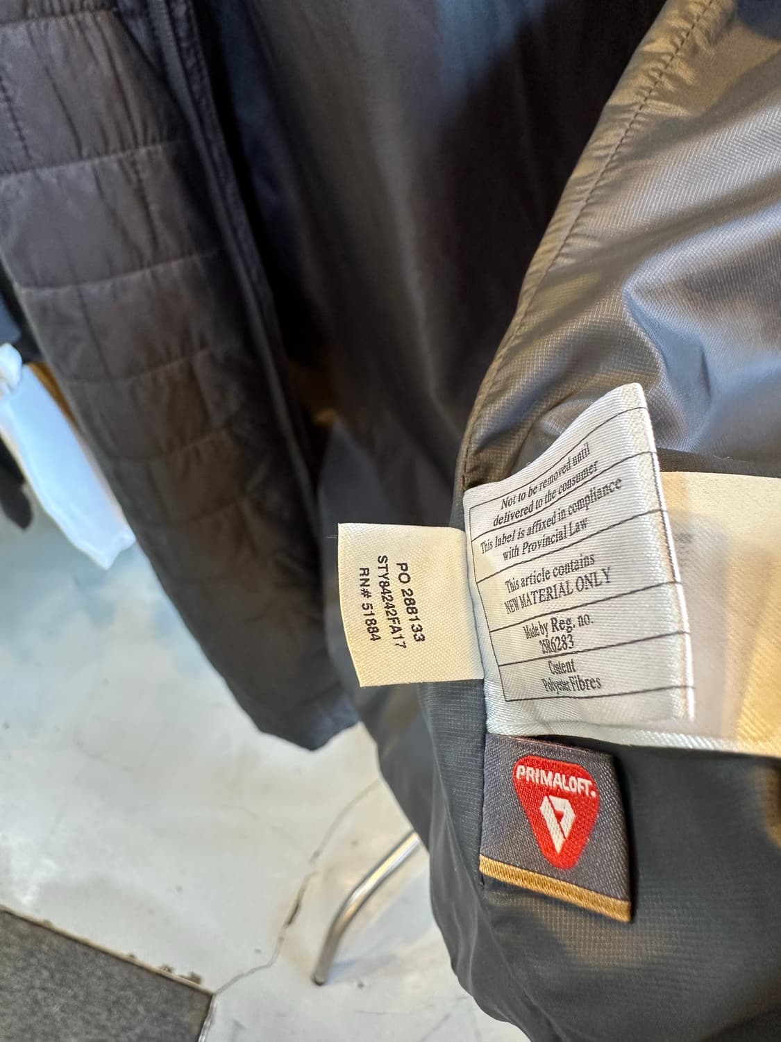 파타고니아 패딩 베스트  상품이미지8