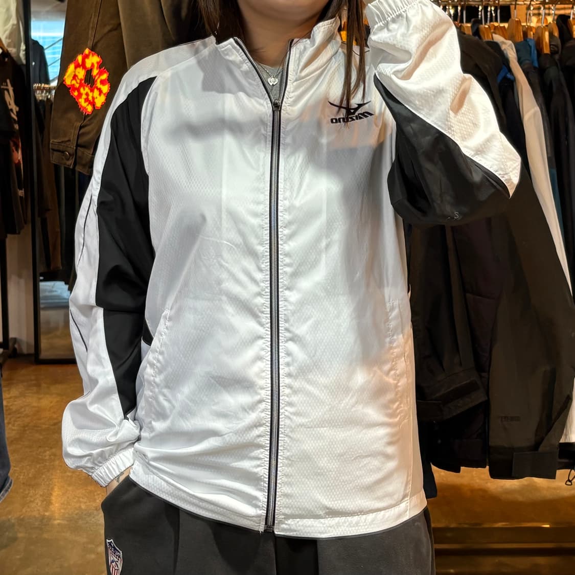 미즈노 배색 바람막이 상품이미지1