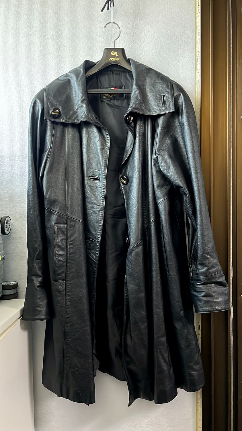 카라 빅버튼 레더 자켓 상품이미지1