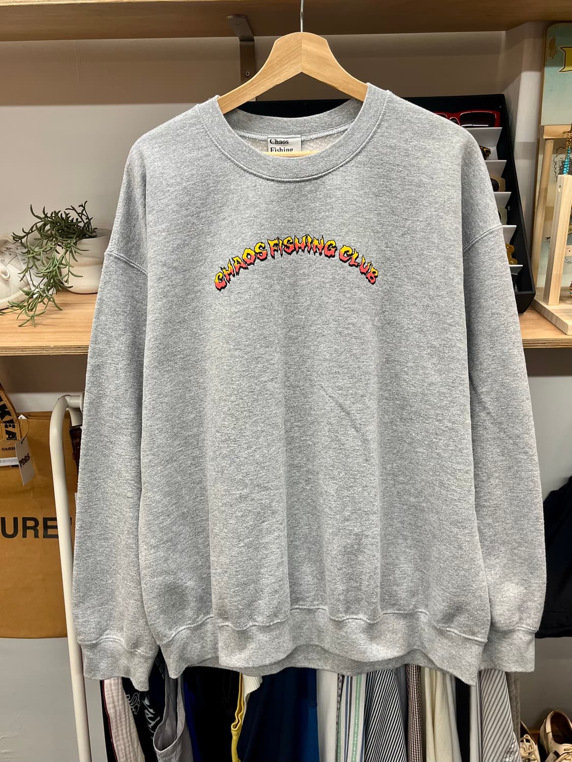 [105] 카오스피싱클럽 by BEAMS 맨투맨티 상품이미지1