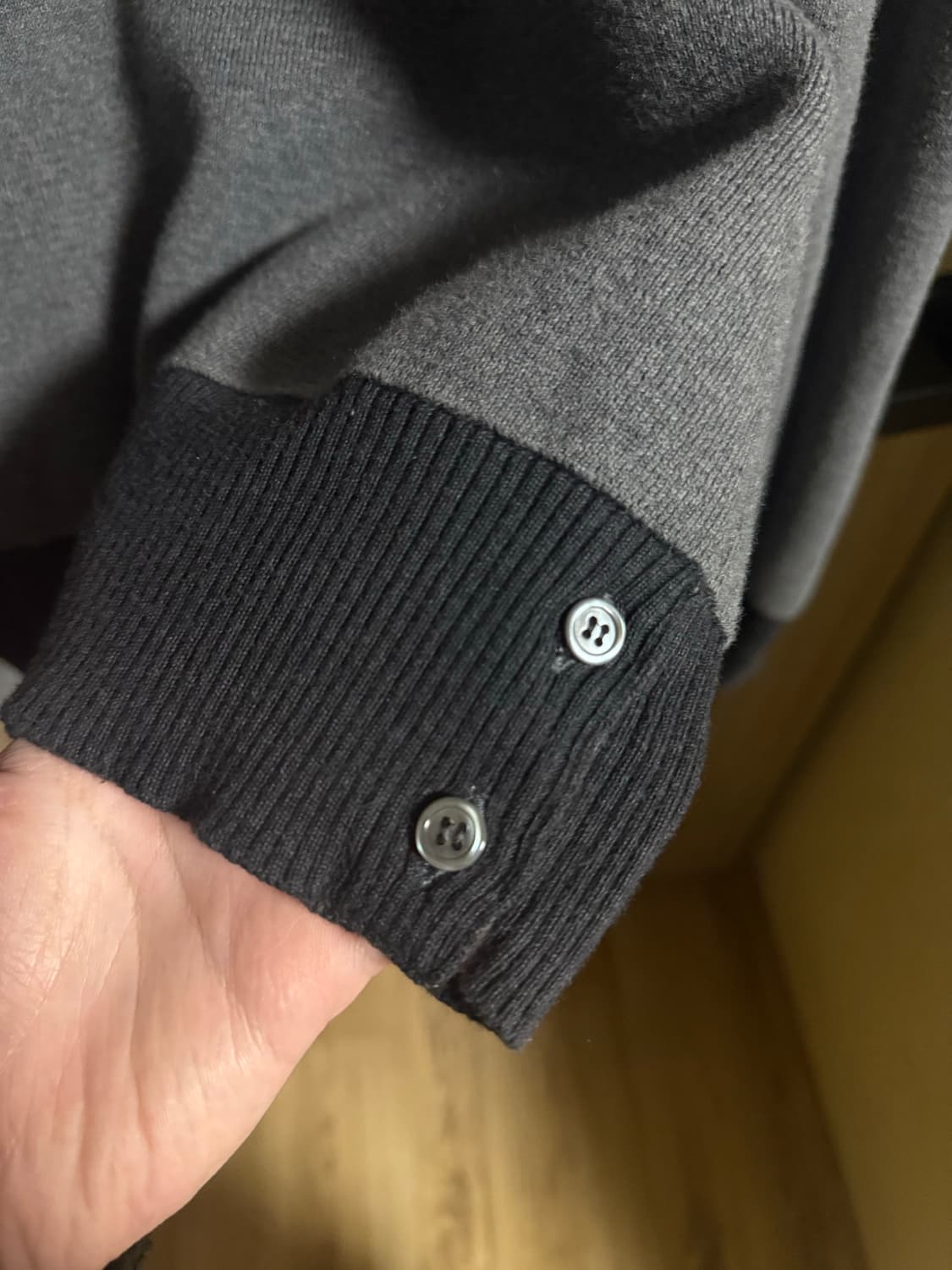 톰브라운 밀라노스티치 암밴드 펀믹스 니트 4 상품이미지7