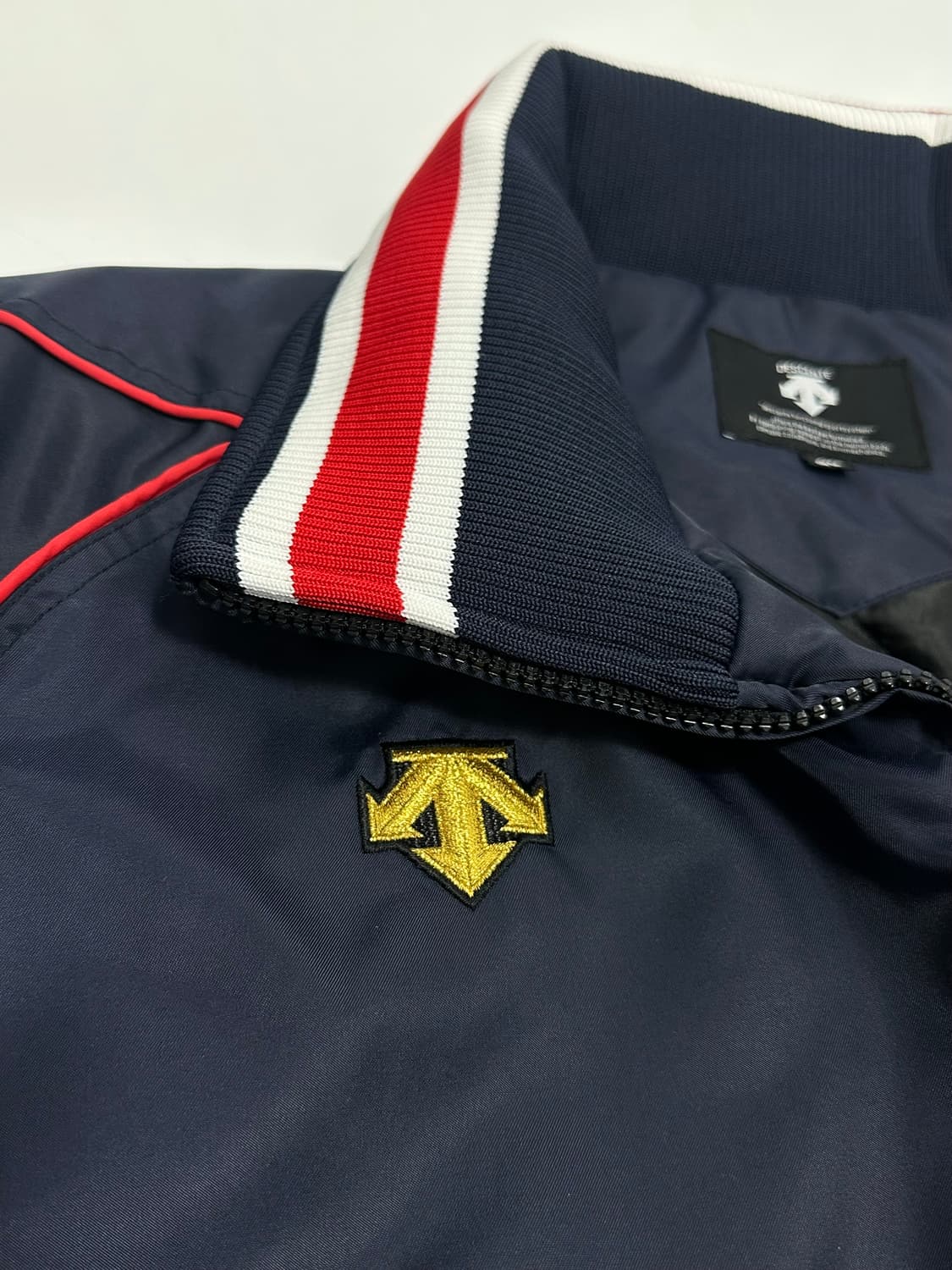 데상트 동계 야구점퍼 안감 누빔 상품이미지3