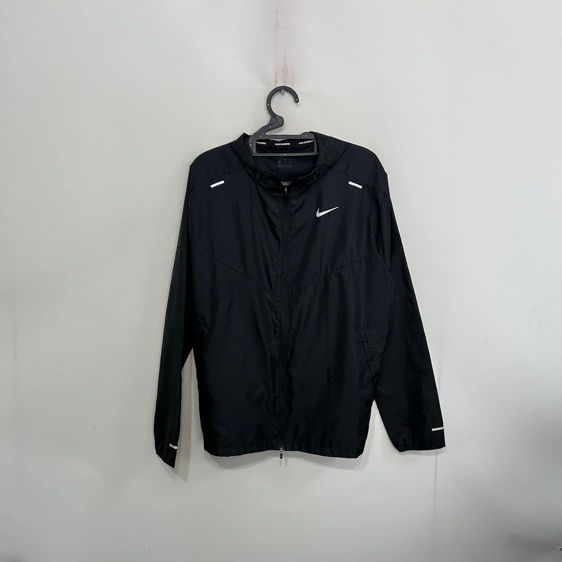 나이키 윈드러너 러닝 바람막이 105 블랙 상태최상 상품이미지1