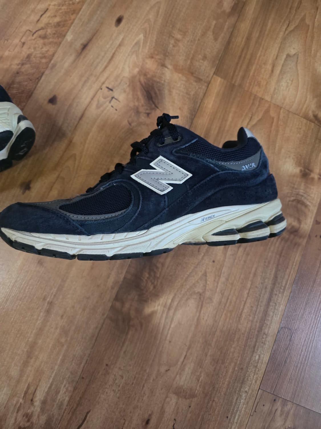 뉴발란스 운동화 판매합니다 상품이미지3