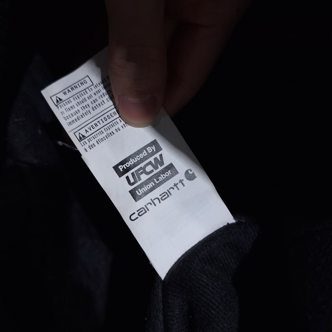 칼하트 J140 피그먼트블랙 덕캔버스 이너퀼팅 액티브자켓 후드집업 상품이미지9