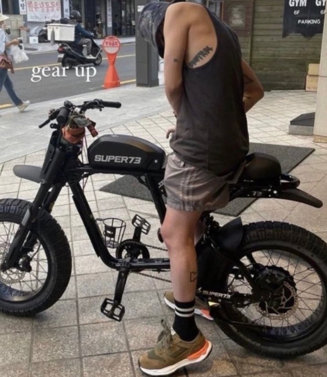 나이젤카본 x 미하라야스히로 상품이미지1
