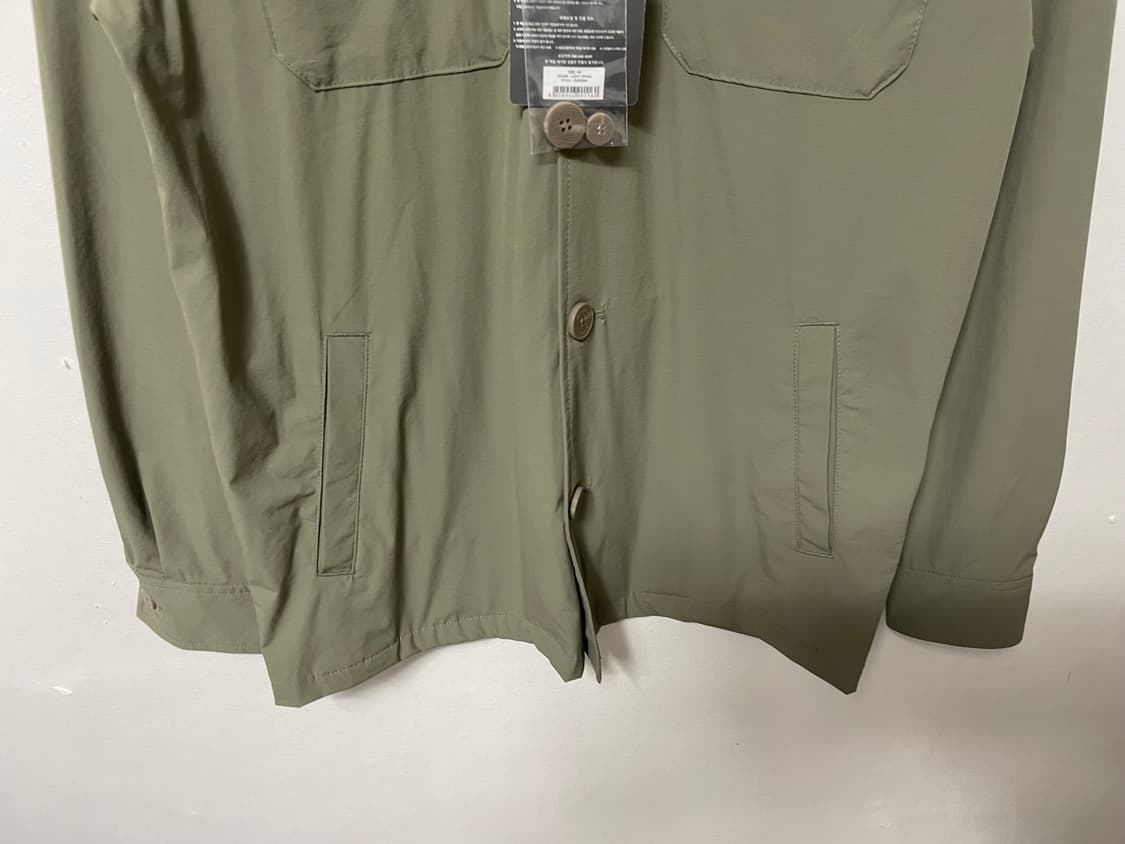 미사용 95-100 에디바우어 나일론 스판 자켓 정품 상품이미지3