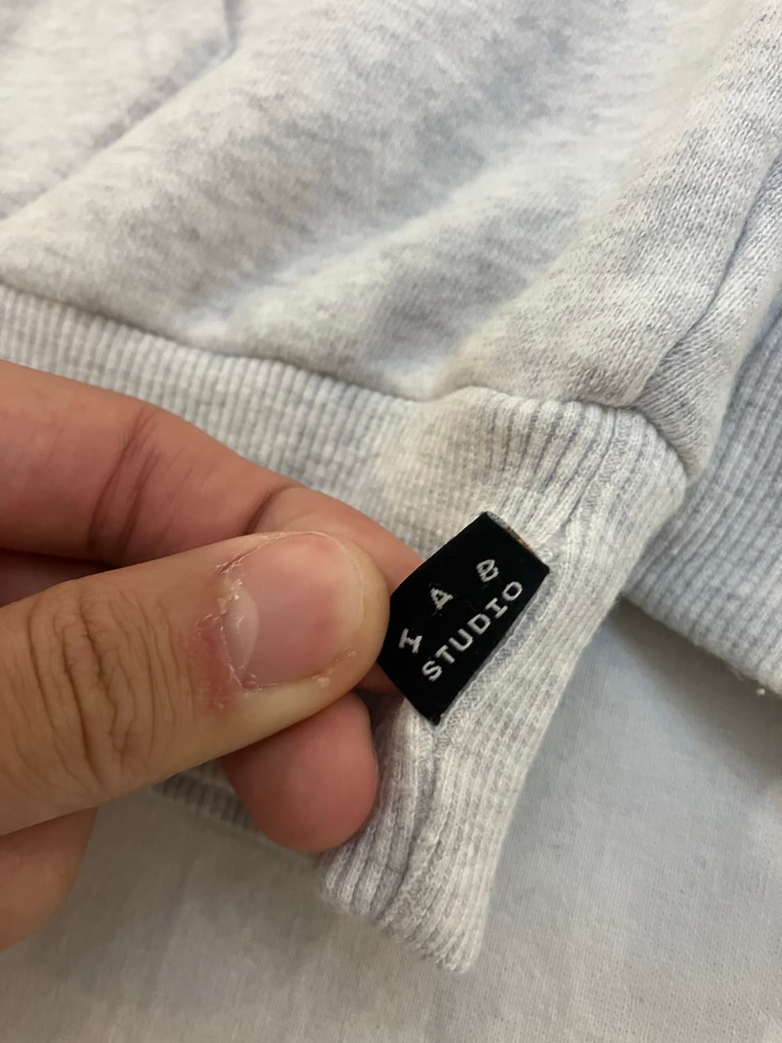 아이앱 스튜디오 하프 집 반집업 풀오버 맨투맨 상품이미지6