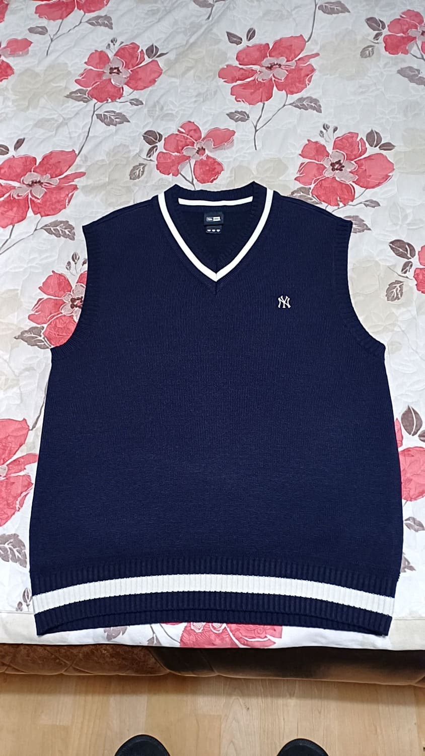 뉴에라 뉴욕 니트조끼 110 가슴59 기장75 상품이미지1