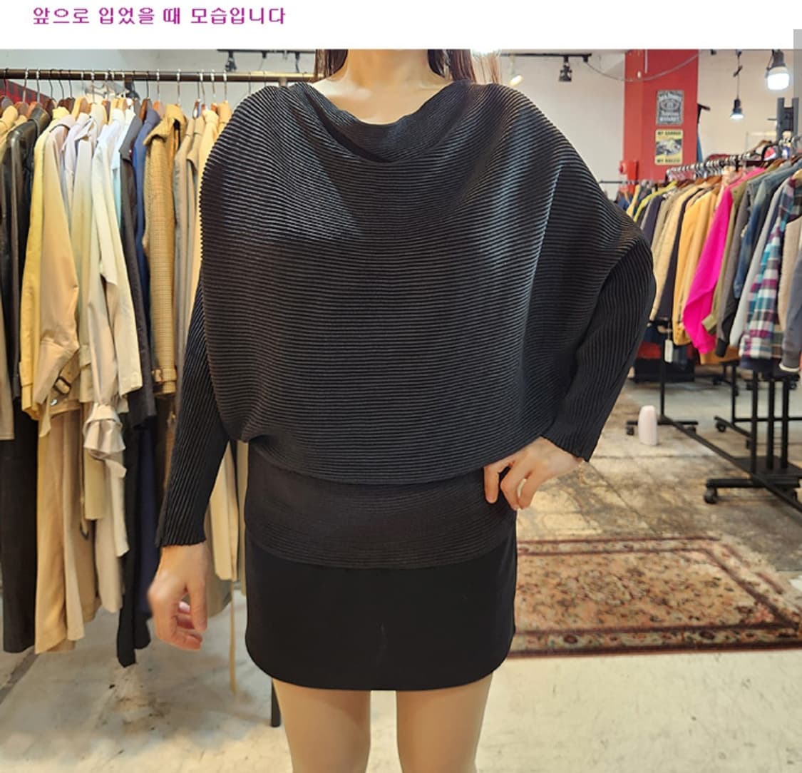 SPECCHIO pleats 스피치오 플리츠 블랙 가오리핏 탑 상품이미지1