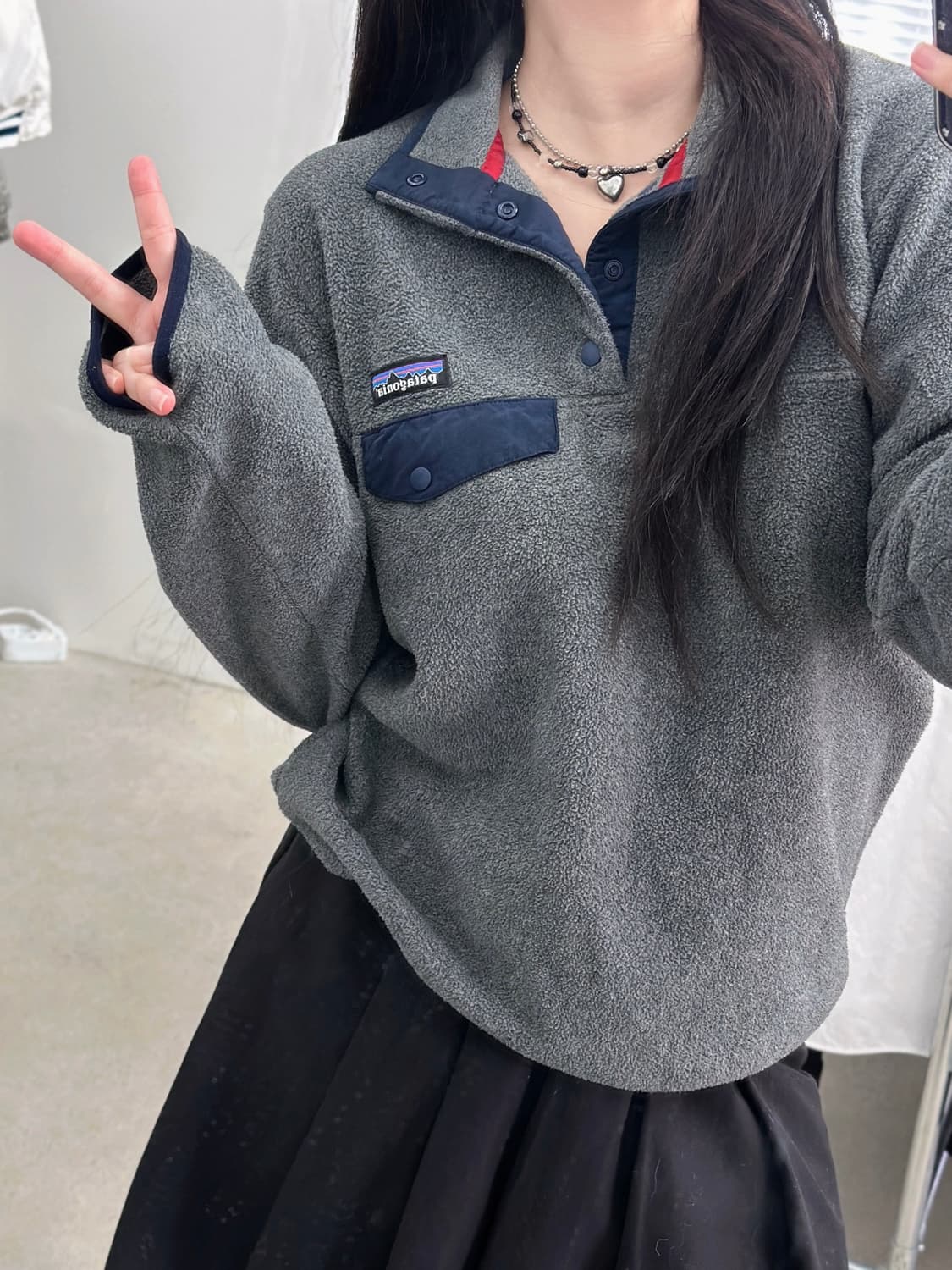 파타고니아 신칠라 그레이/네이비 스냅 플리스  상품이미지1